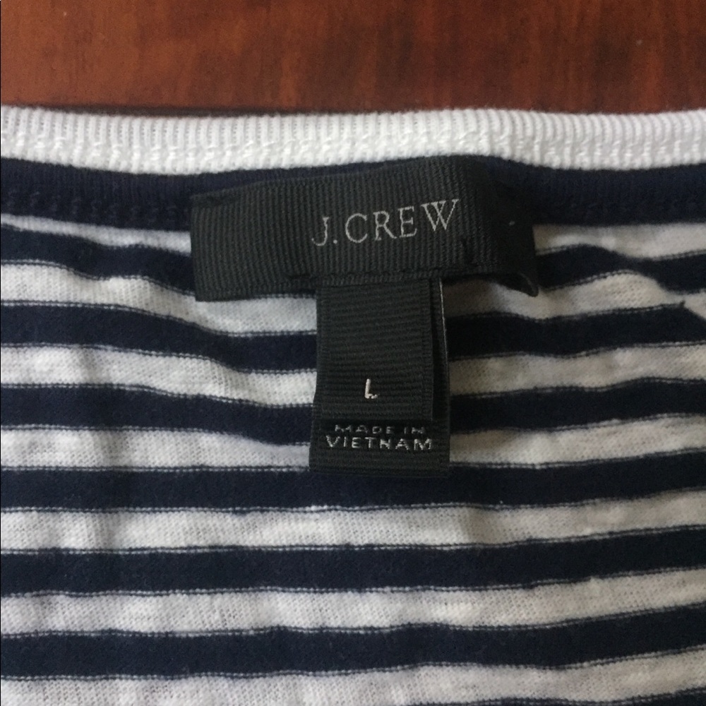 ⛔️DONATED⛔️ J Crew Navy/White Striped Tee M - Picture 3 of 5